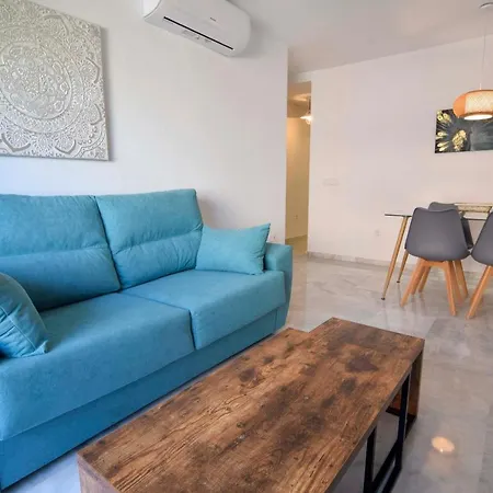 Letmalaga Huelin Apartment
