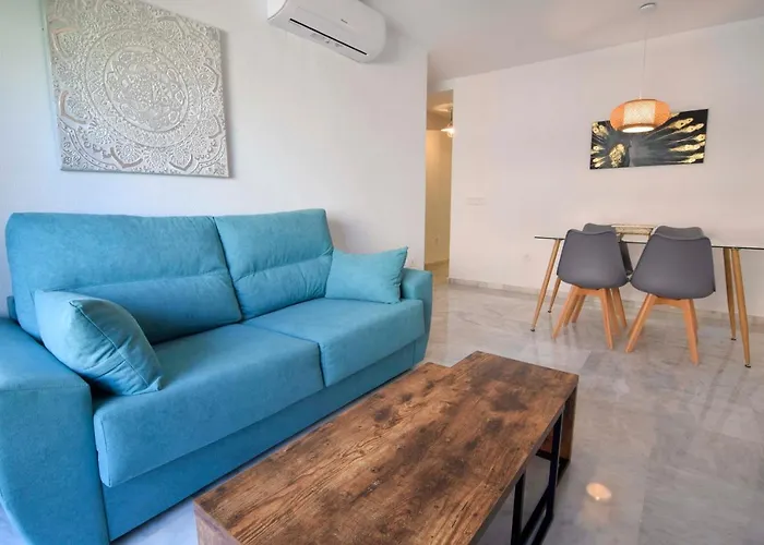 Letmalaga Huelin Apartment