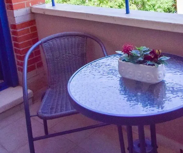 Letmalaga Huelin Apartment